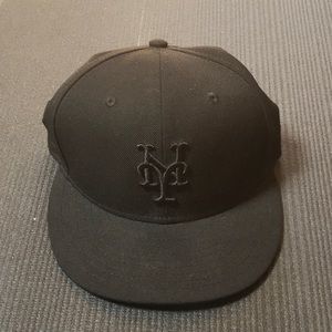 New Era “Black Out” Mets 7